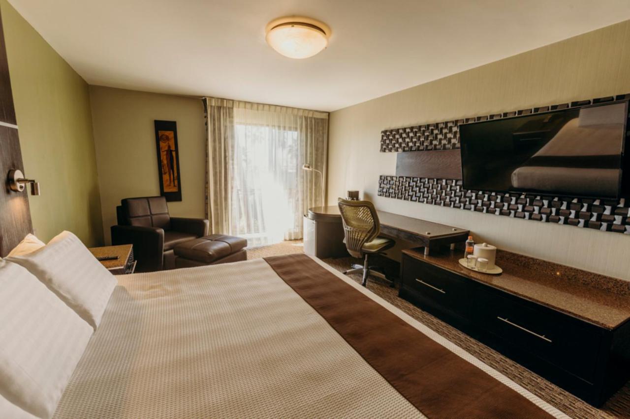 Hotel Araiza Mexicali Bagian luar foto