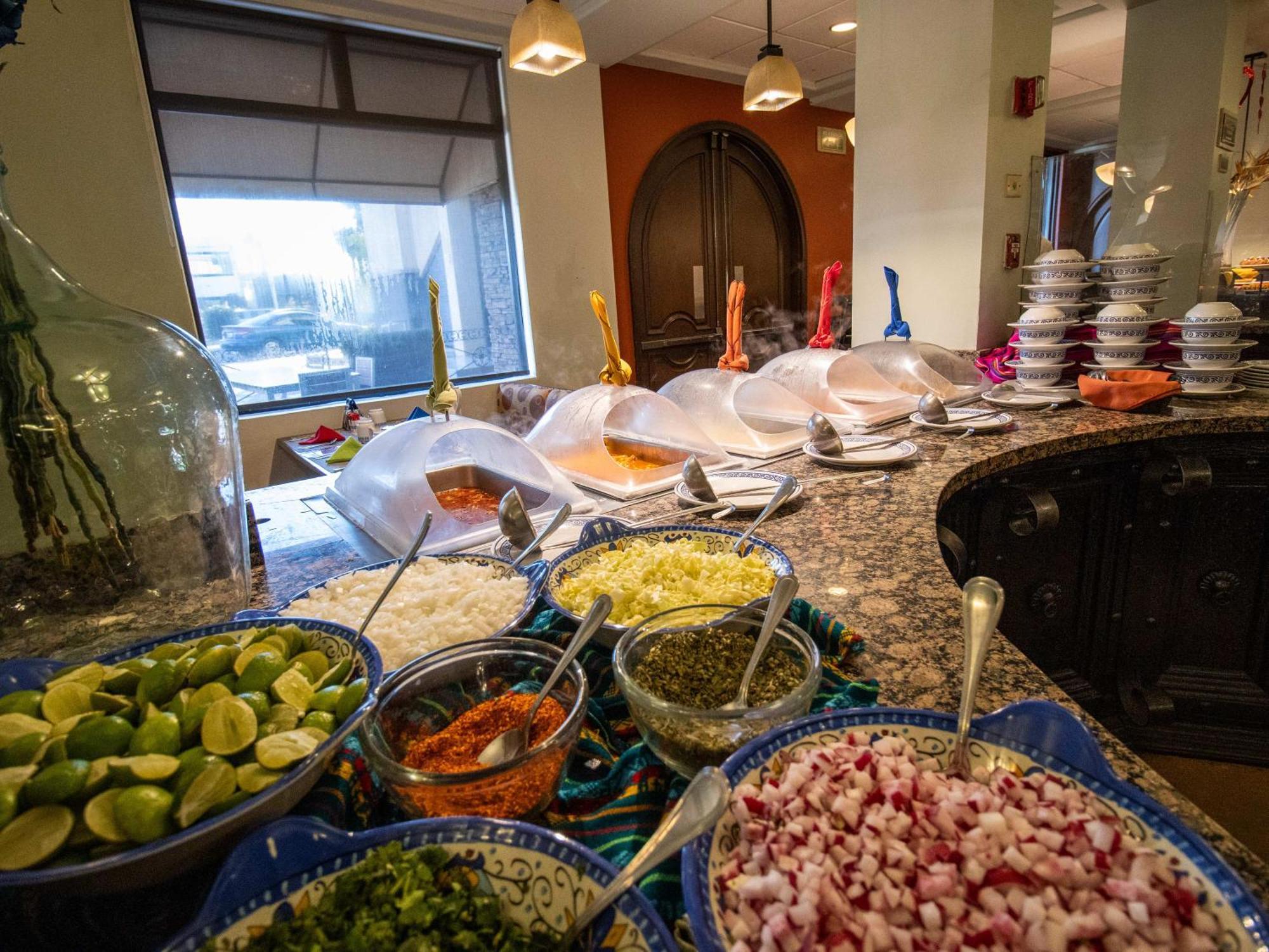 Hotel Araiza Mexicali Bagian luar foto A selection of ingredients for ceviche